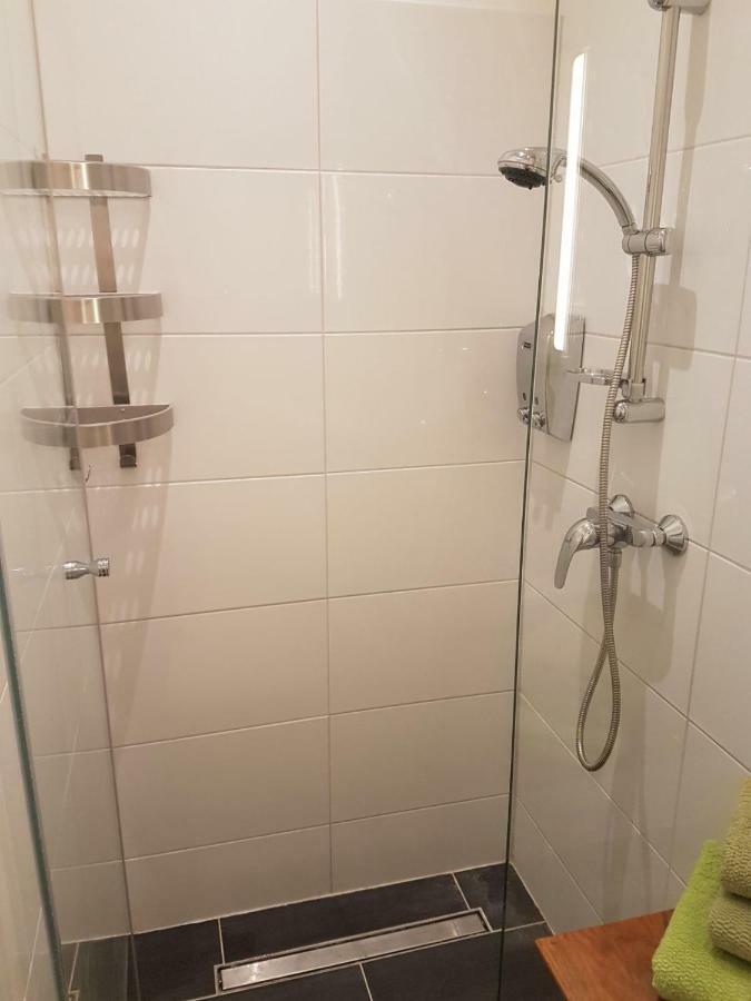 Modernes Kleines Mini Appartment Vienna Esterno foto